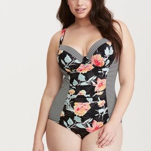 Torrid One Piece Bathing Suit Size 1
